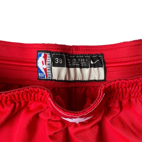 Nike NBA Authentic Toronto Raptors Swingman Official Shorts Red Black - Sz 38 - Picture 6 of 6